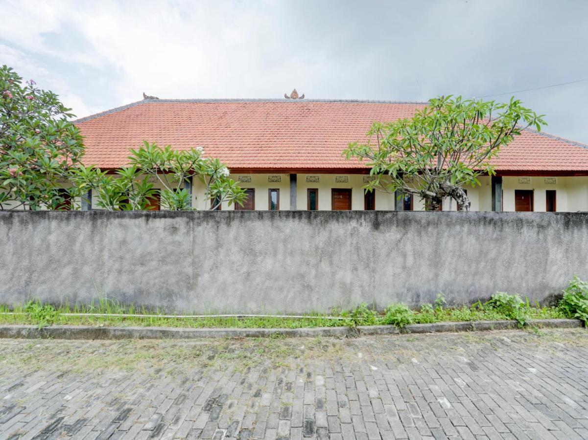 Oyo 90711 Blembong Homestay Jimbaran Exteriér fotografie