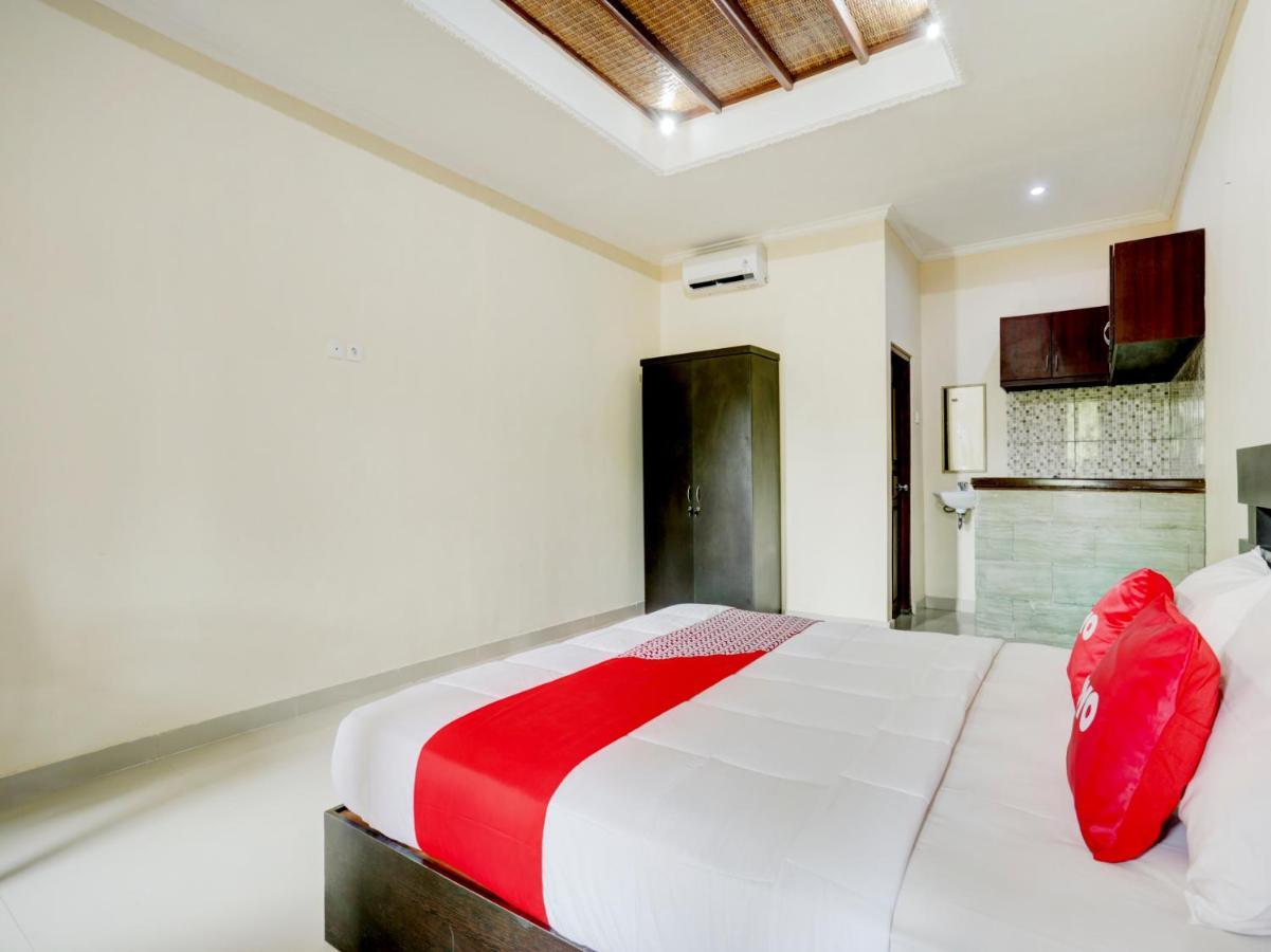 Oyo 90711 Blembong Homestay Jimbaran Exteriér fotografie