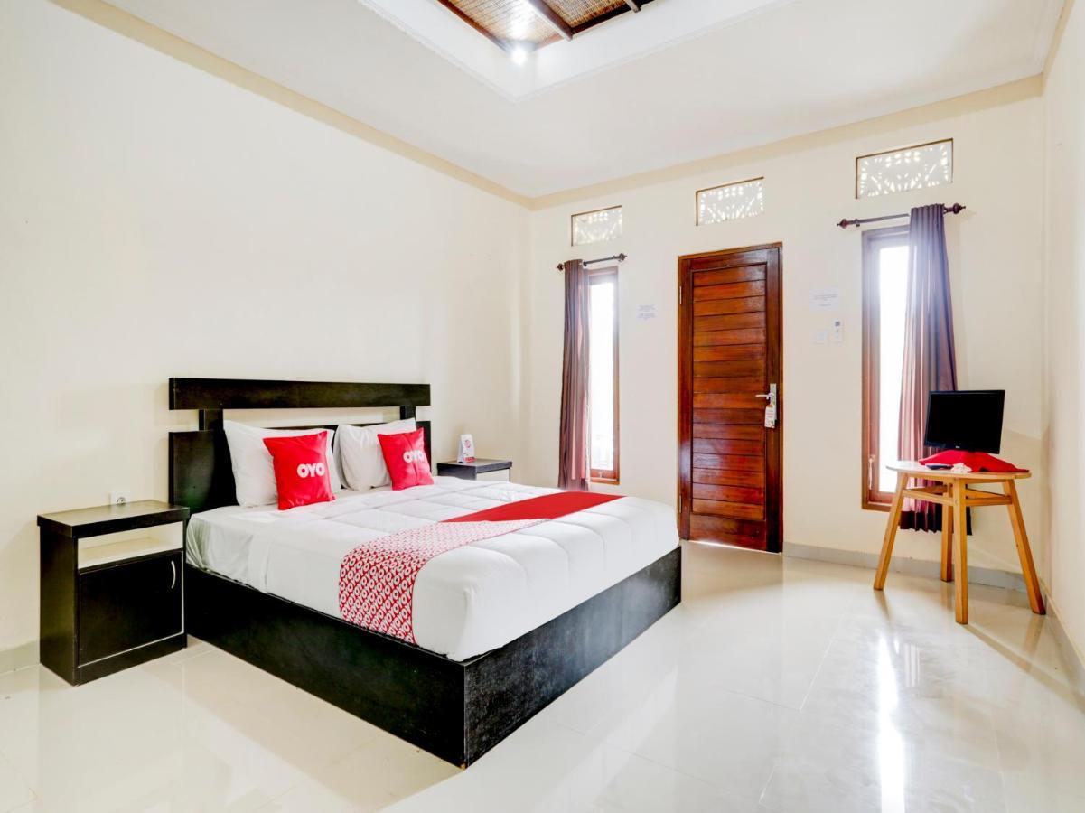 Oyo 90711 Blembong Homestay Jimbaran Exteriér fotografie