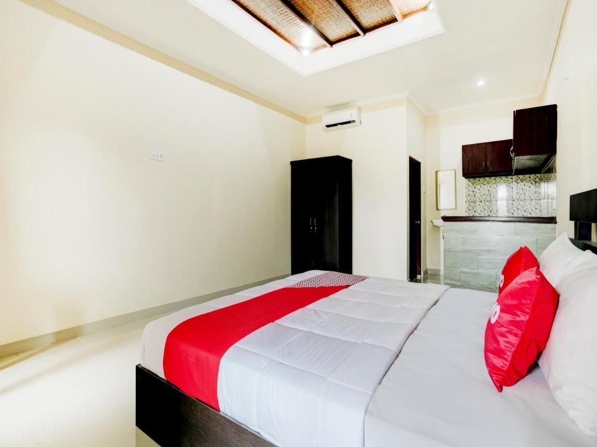 Oyo 90711 Blembong Homestay Jimbaran Exteriér fotografie